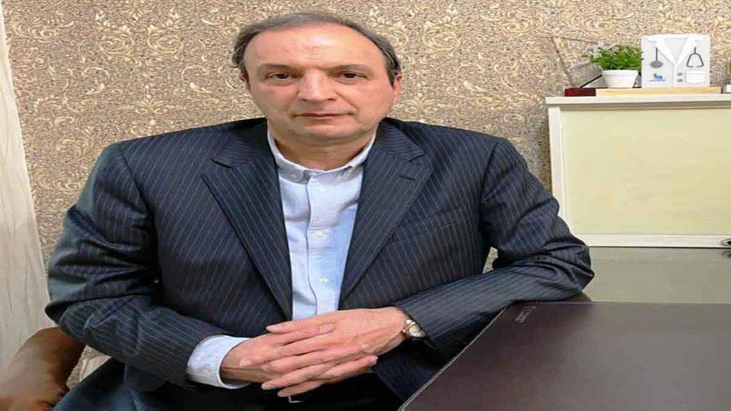 معرفی دکتر علیرضا استقامتی