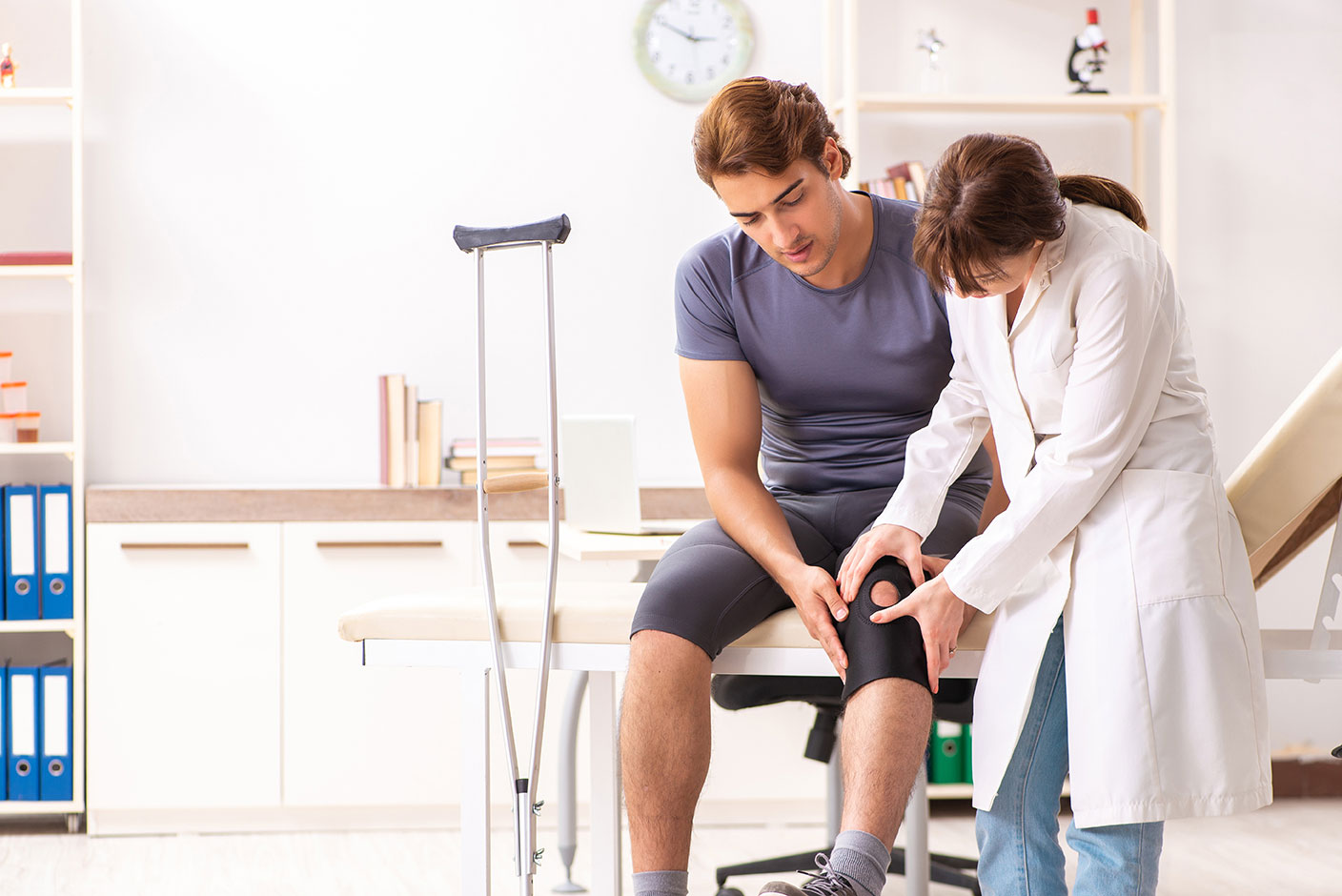 طب فیزیکی و درمان استخوان درد متخصص طب فیزیکی غرب تهران