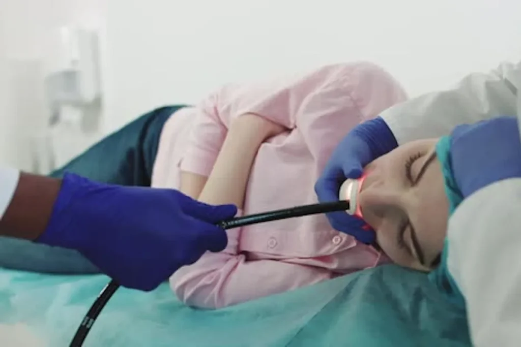 آندوسکوپی چقدر طول می کشد؟ درمان معده با آندوسکوپی در 4مرحله
